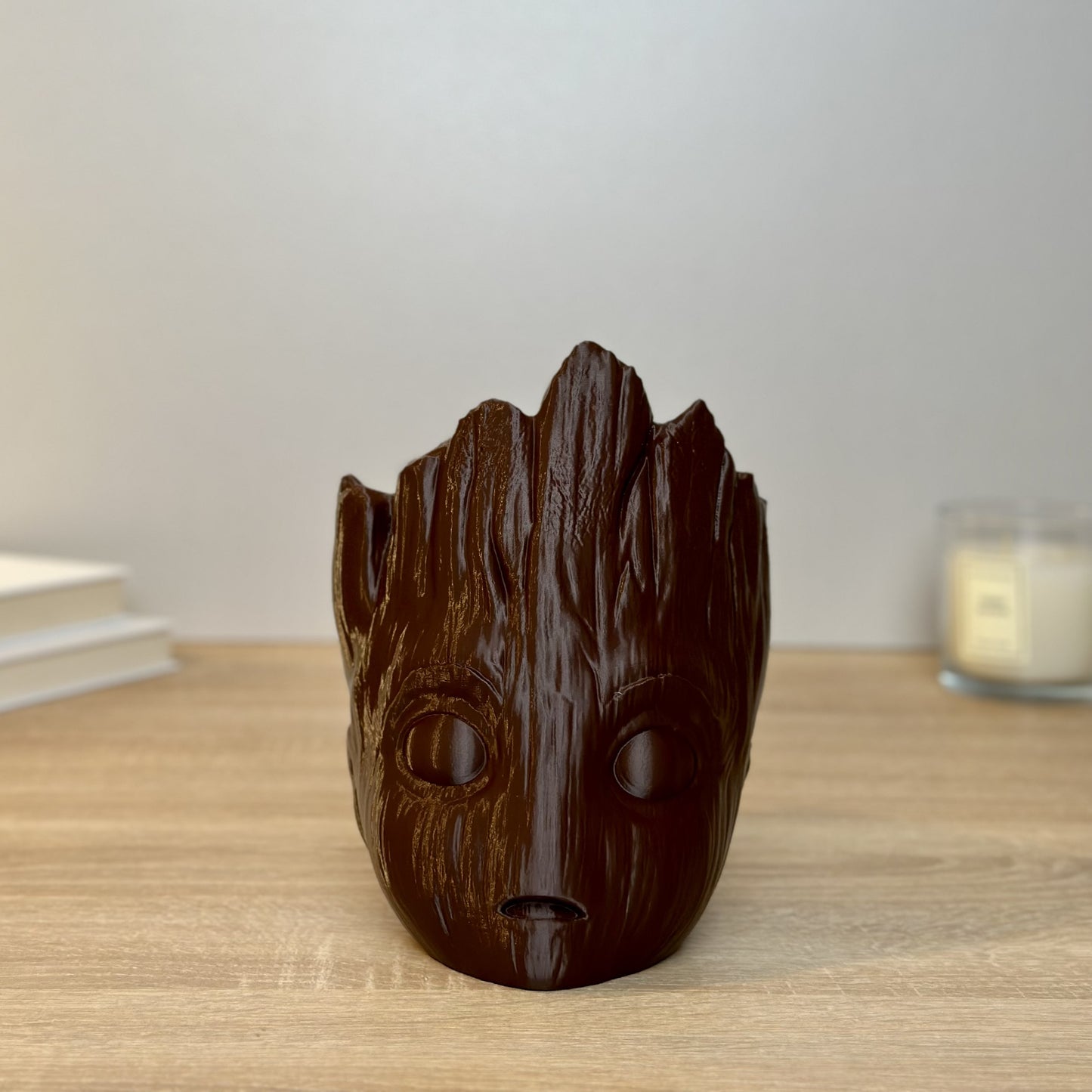 Groot headphone stand