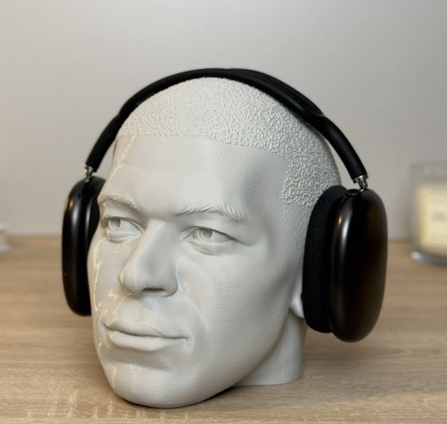 Kylian Mbappé headphone stand