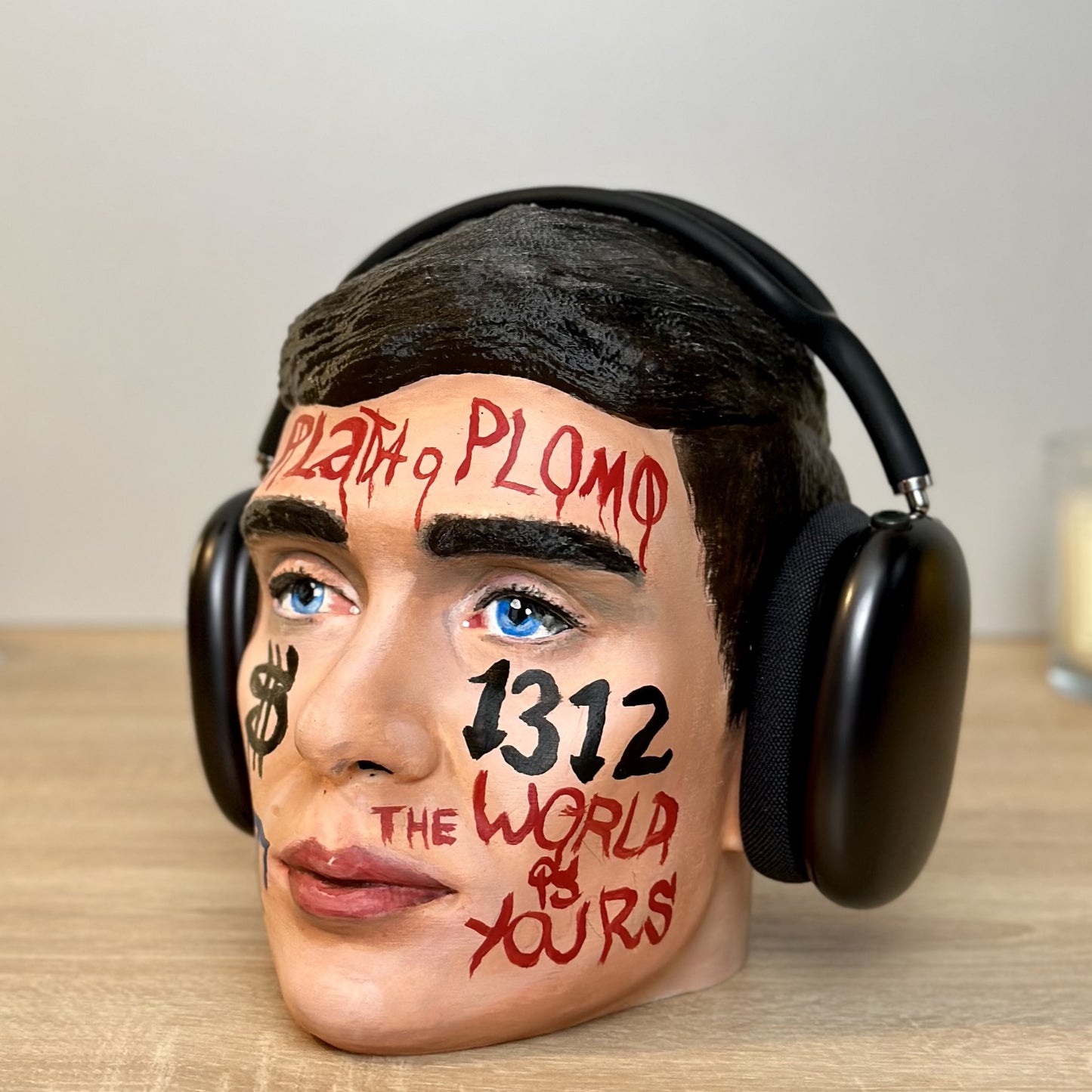 Tommy Shelby headphone stand